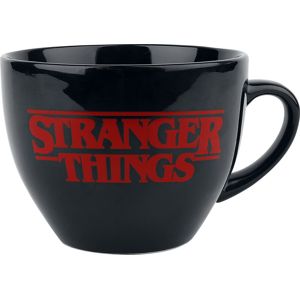 Stranger Things The World Is Turning Upside Down - Cappuccino Tasse mit Schablone Hrnek černá
